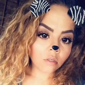 Meet your Posher, Antoinette